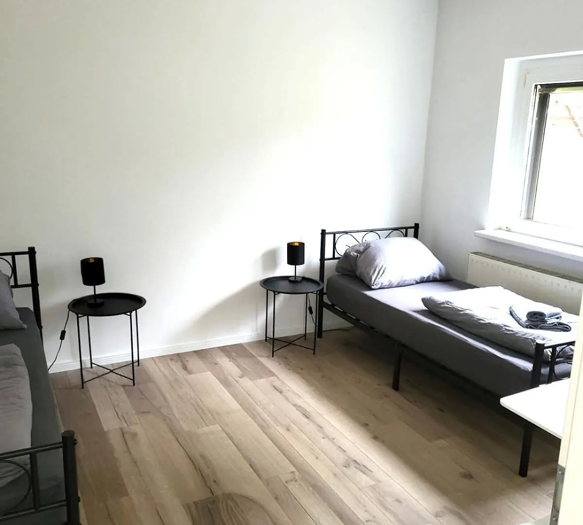 Monteur-Haus Heinrich Berlin Marzahn, Hellersdorf, Lichtenberg Tatil Evi